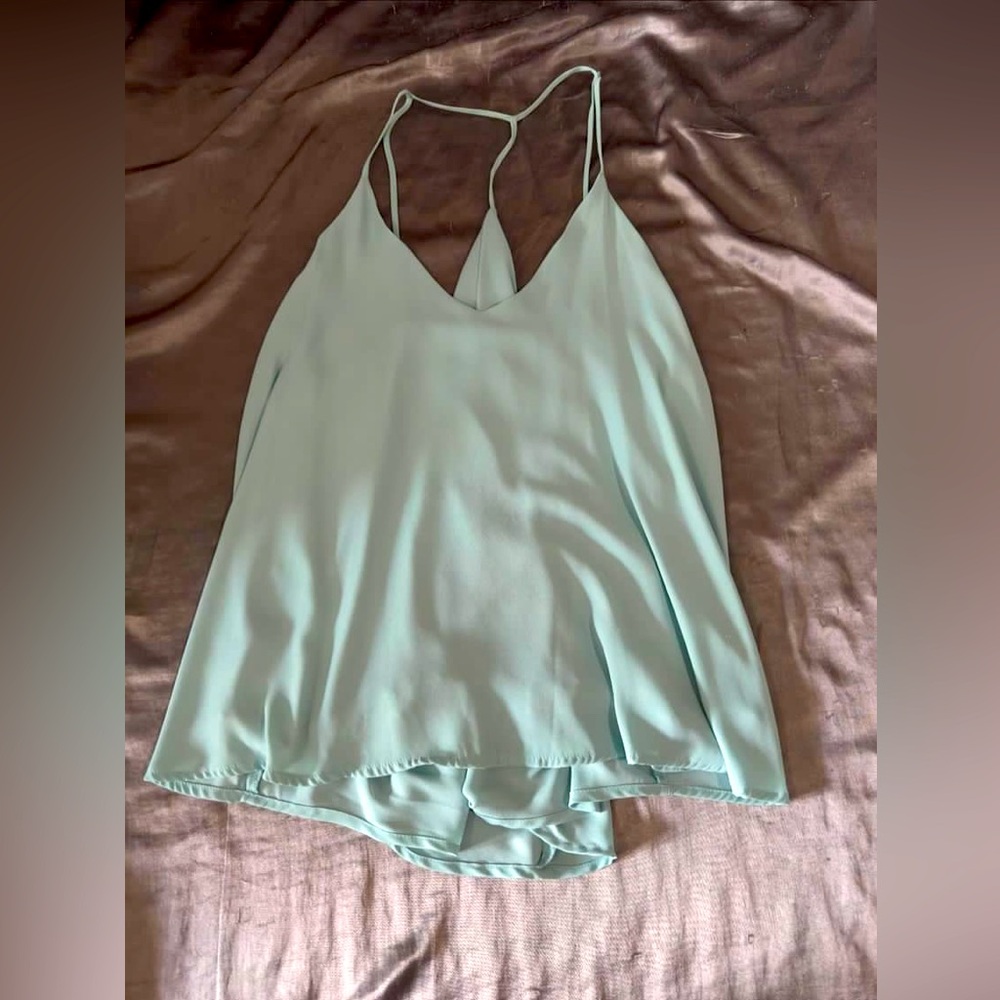 light blue/teal flowy summer tanktop